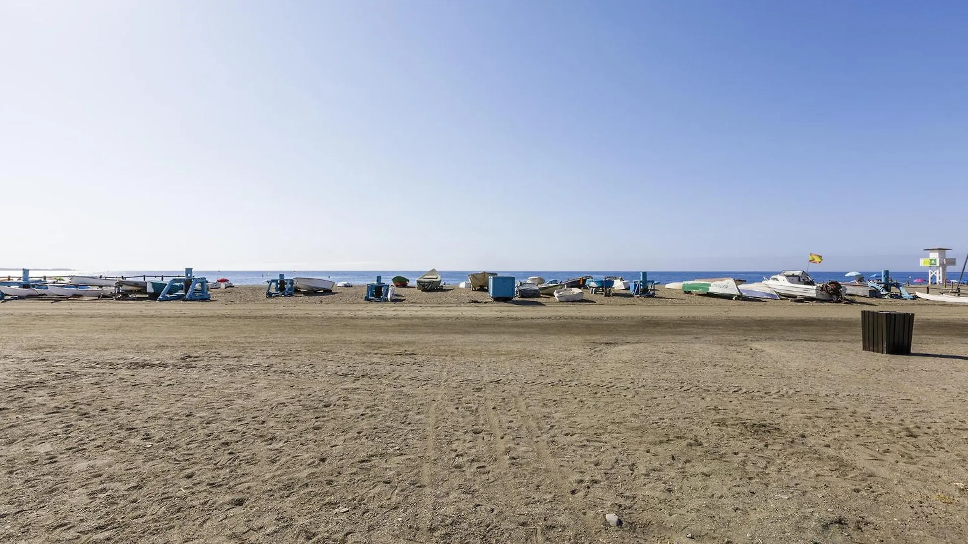 A&N Beach Front Miami Torre Del Mar Spain